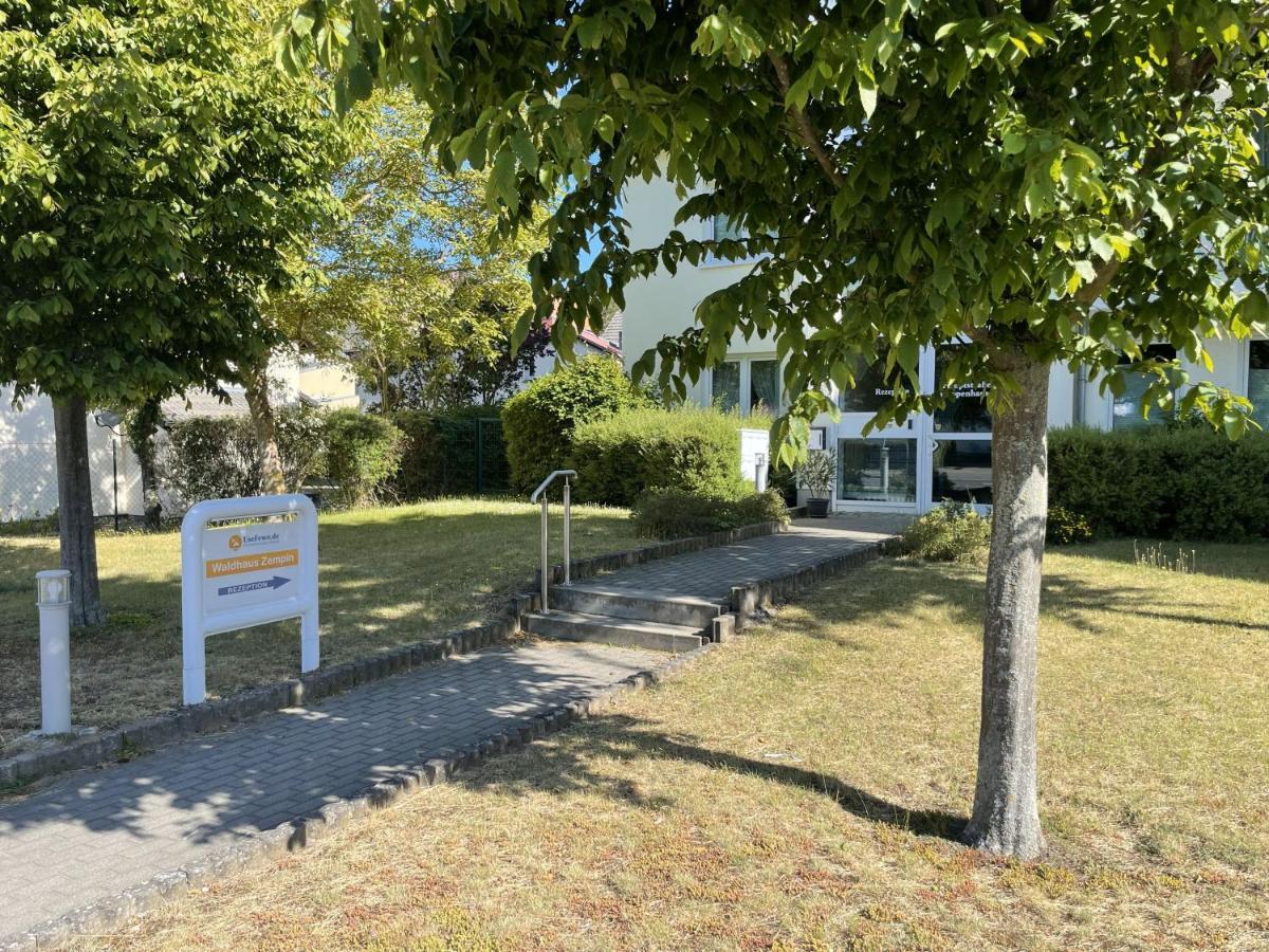 Ferienwohnung Sonnenblick Цемпин Екстериор снимка