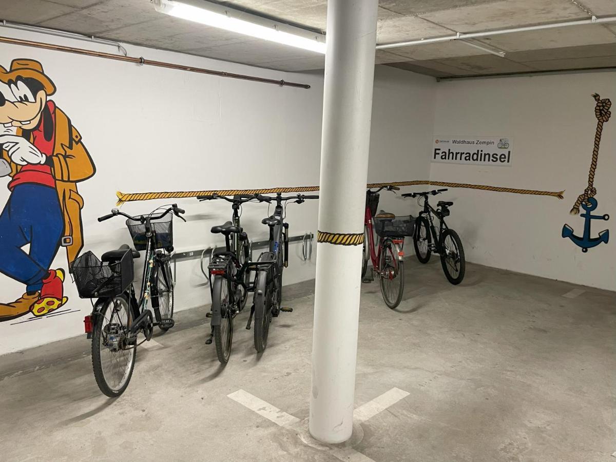 Ferienwohnung Sonnenblick Цемпин Екстериор снимка